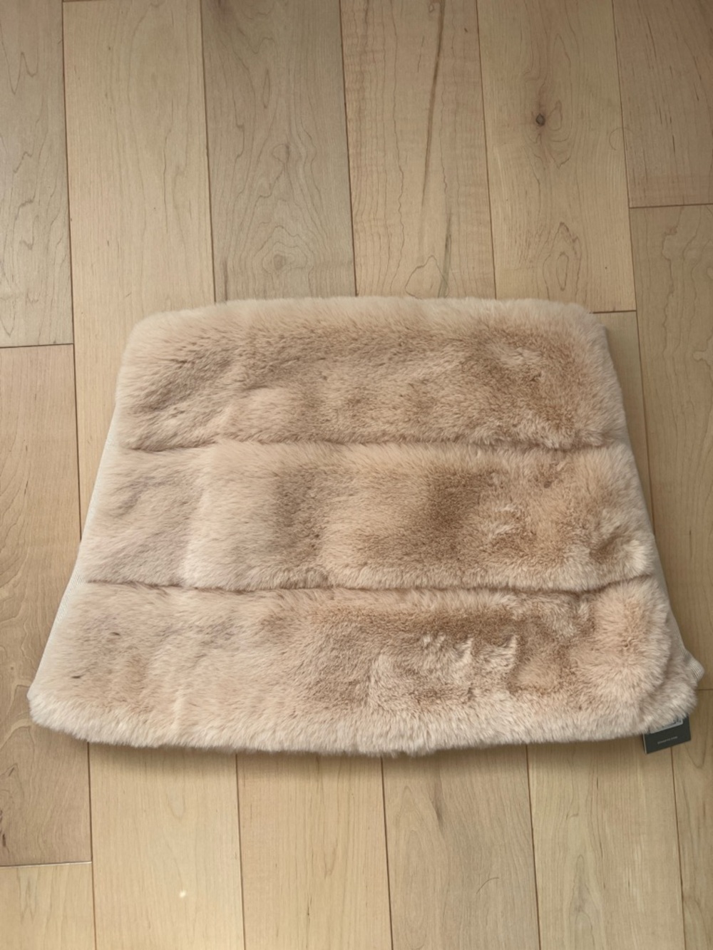 Soia & Kyo Luxury Faux Fur Wrap